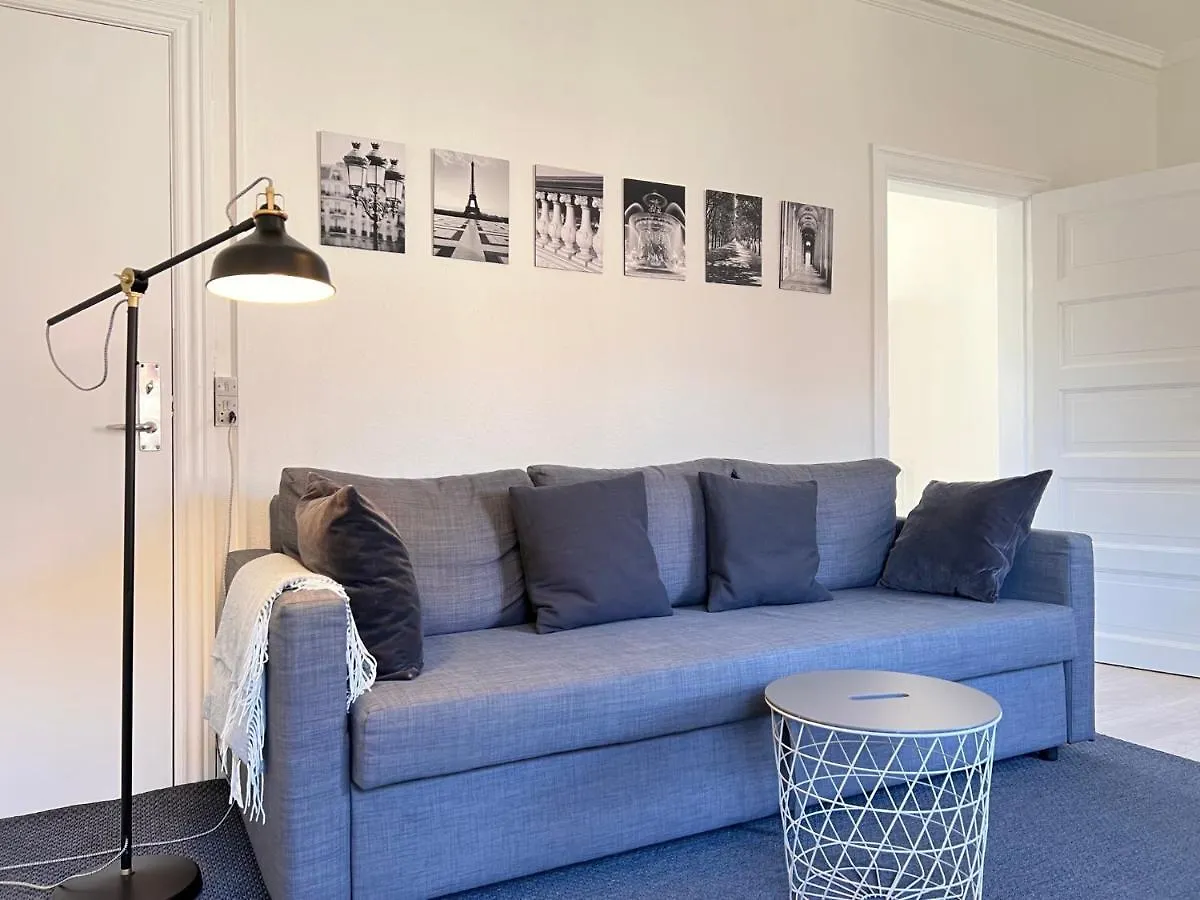 Three Bedroom Apartment In Valby, Valby Langgade 214, København