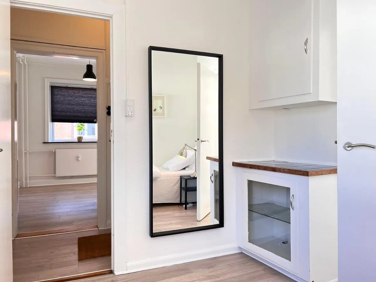 Three Bedroom Apartment In Valby, Valby Langgade 214, København Danmark