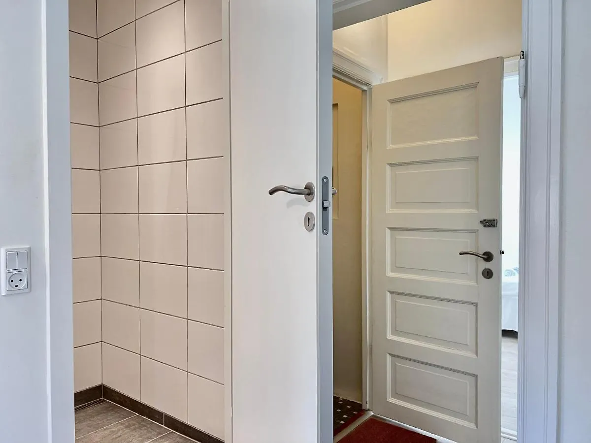 Three Bedroom Apartment In Valby, Valby Langgade 214, København